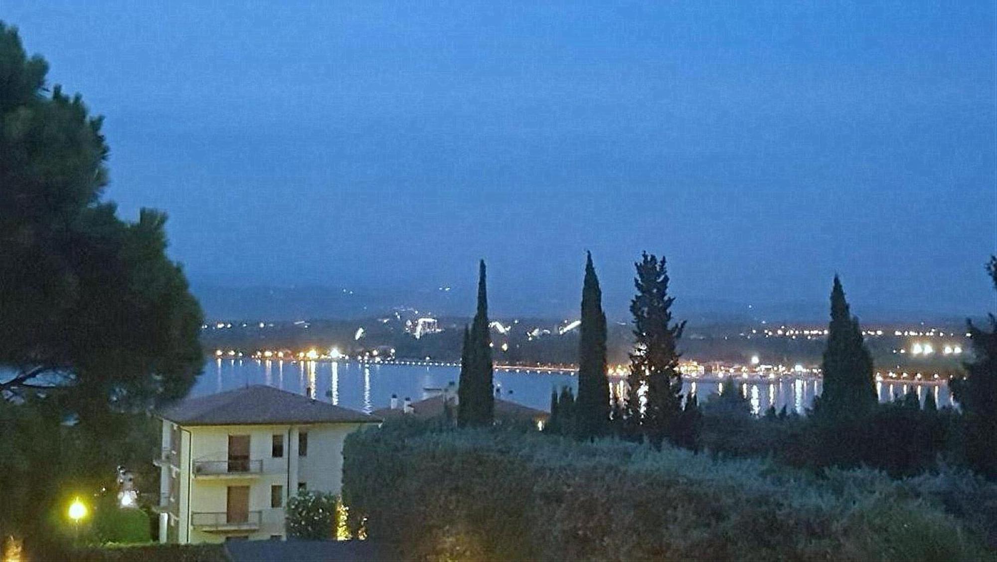 Appartamento Peschiera بسكييرا ديل غاردا المظهر الخارجي الصورة